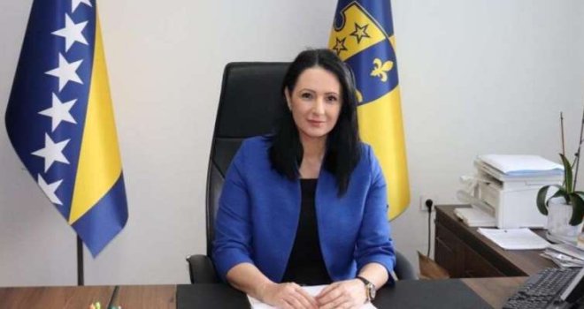 Aida Obuća apeluje na zastupnike u PSBiH: Vrijeme je za akciju! Zaustavite Dodika i sve druge pobunjeničke snage!