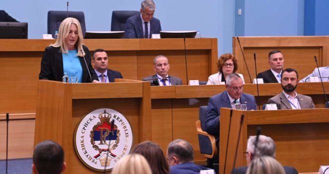 Zaključci Bećirovića i Komšića pali u vodu: NSRS podržala veto Cvijanović, ruku digao i veći dio opozicije