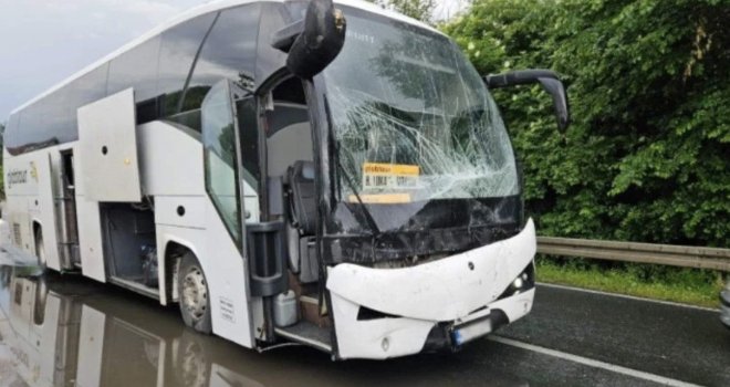 Još jedna nesreća na M-17 u Mostaru: Sudarili se autobus i kamion