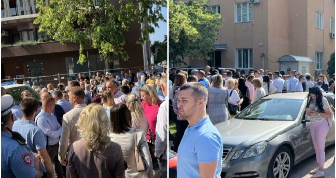Građani se masovno okupljaju zbog hapšenja Miličevića, spominje se i građanski neposluh