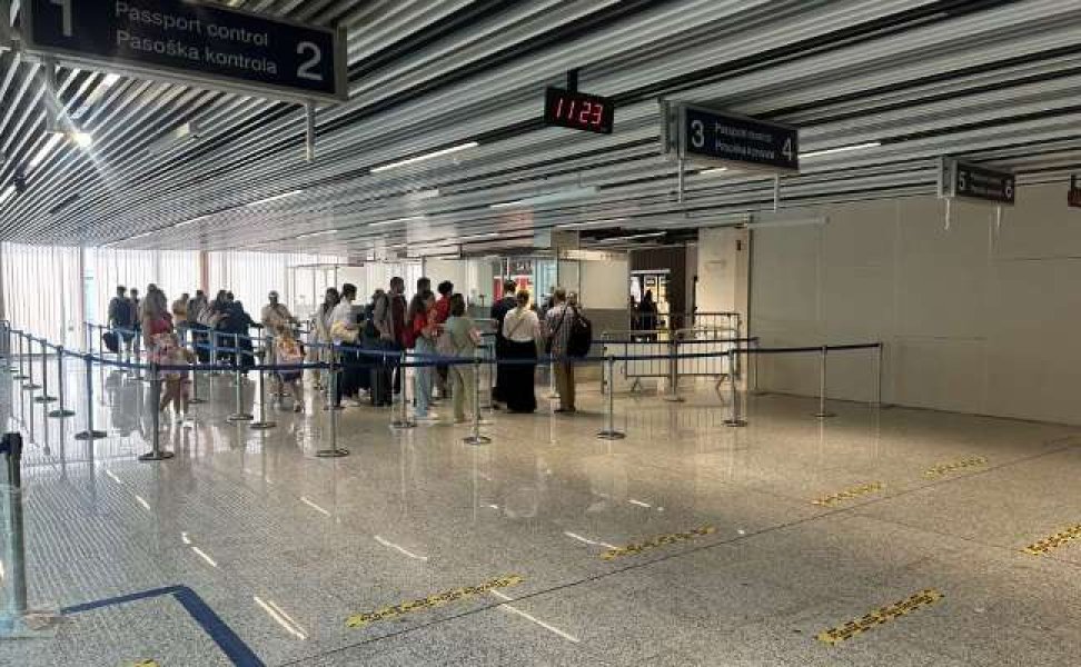 aerodrom-sarajevo-pasoska-kontrola aerodrom-sarajevo-pasoska-kontrola