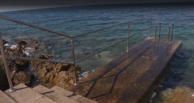 Zaštitari u Umagu istukli turiste iz Slovenije, dok su se zabavljali na javnoj plaži: Sve je snimljeno!  