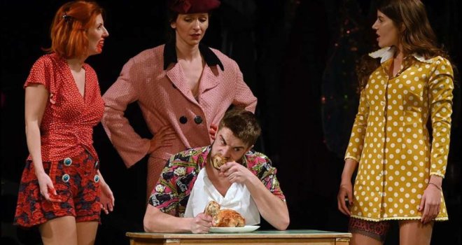 Adisi Vatreš Selimović nagrada za kostimografiju na festivalu 'Bez prevoda' u Užicu