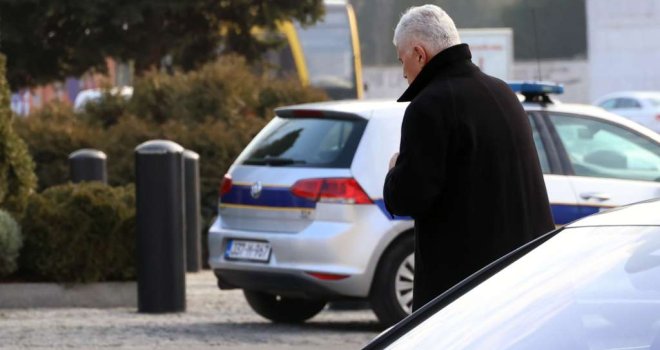 Čović nenajavljeno otišao u Istočno Sarajevo i sastao se sa Dodikom