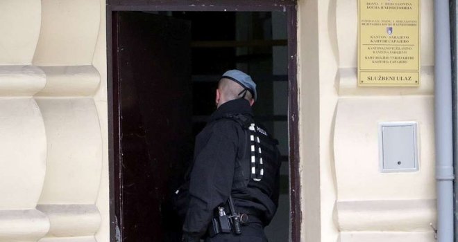 Presuda za razbojnike u Sarajevu: 12 godina zatvora za otužanu pljačku u zlatarskoj radnji u Saračima 