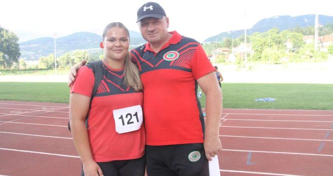 Bacači kugle Mejrema Baručija i Davud Alić pobjednici Otvorenog prvenstva Beograda za mlađe junior(k)e