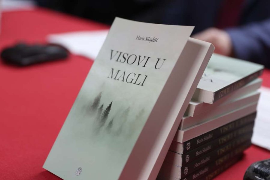 haris-silajdzic-visovi-u-magli-promocija-3