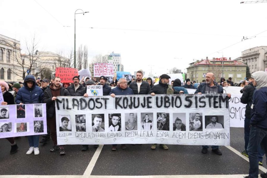 protesti-sarajevo-21-02-26-2-fena