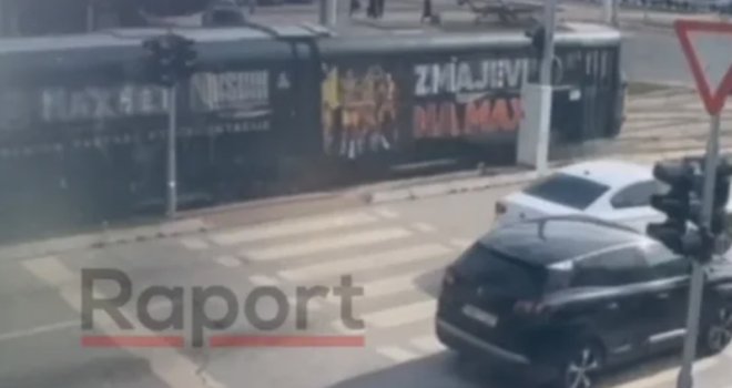 Nove snimke tramvajske nesreće u Sarajevu: Evo šta su zabilježile kamere na Ambasadi SAD