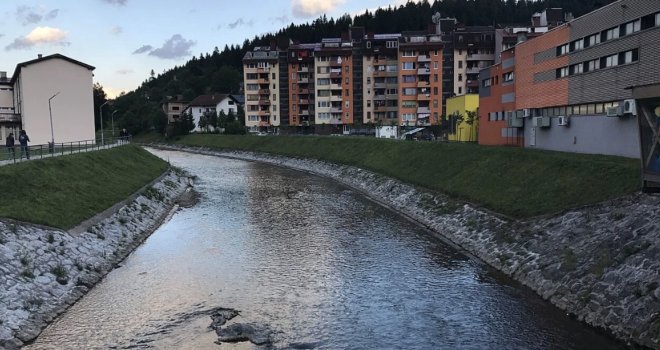 Jedna osoba upala u rijeku Stupčanicu, potraga u toku