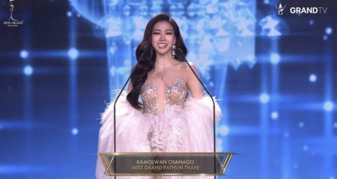 Usred izbora za Miss ispali joj vještački zubi: Sve je iznenadilo šta je zatim učinila