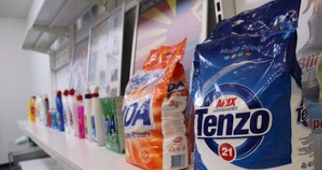 Pere li etiketa bolje od deterdženta?! Test koji je iznenadio mnoge i ogolio istinu o velikim zabludama kupaca