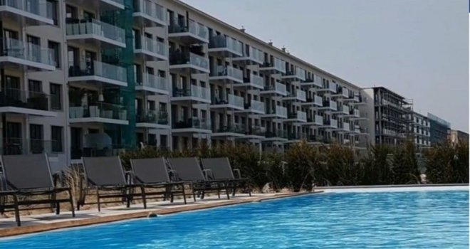 Mega hotel na plaži, sa 10.000 soba, koji nikada nije imao nijednog gosta: Sablasno prazan gleda ka moru...
