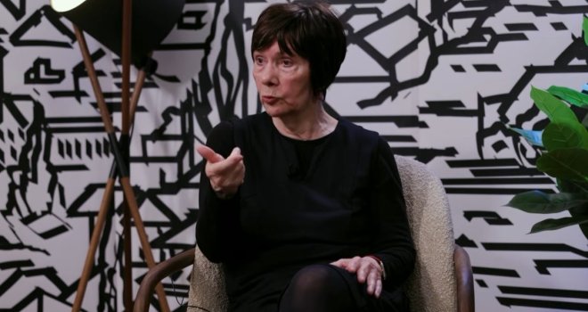 Suada Kapić: 'Ljudi neće da govore o Grbavici, a to je zapravo bio logor...  Ne znam ni koliko je ljudi ubijeno'
