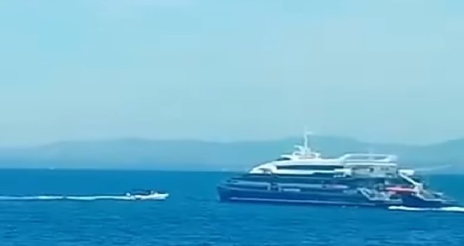 U sudaru jedrilice i katamarana poginule tri osobe, za jednom se još traga