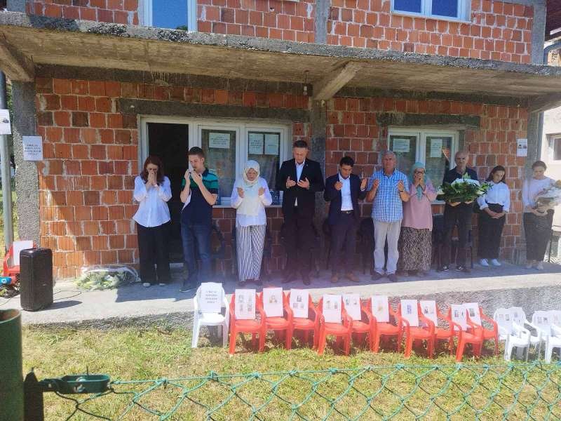 ziva-lomaca-bikavac-34-godisnjica-4