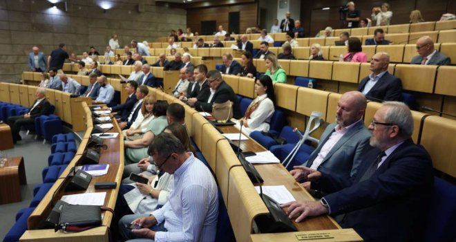 Na dnevnom redu borački dodatak: Vanredna sjednica PD Parlamenta FBiH, u četvrtak sjednica Doma naroda