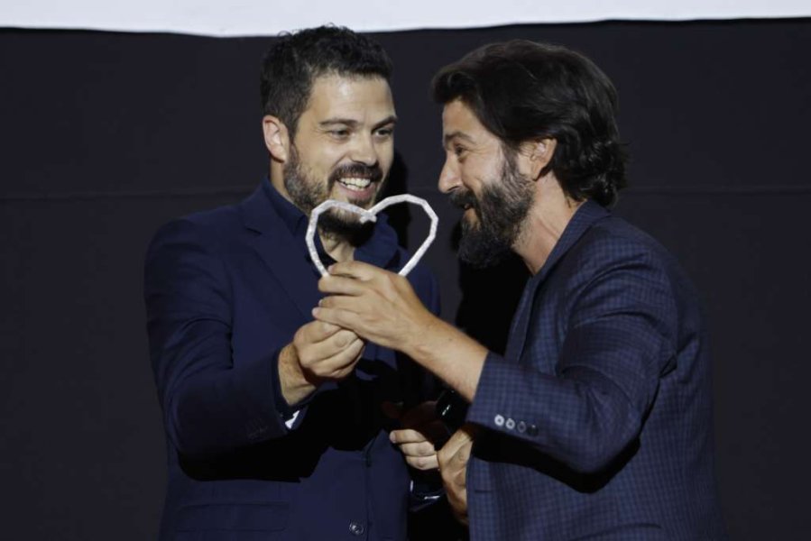 diego-luna-pocasno-srce-sarajeva4