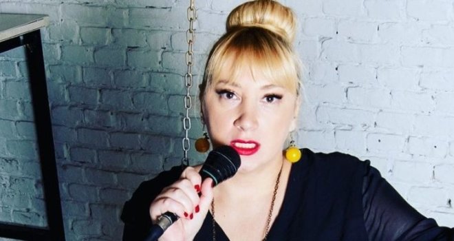 Sandra Silađev se ogradila od Vojislava Šešelja i izvinila: 'Objavljivanje fotografije bilo je nesmotreno'