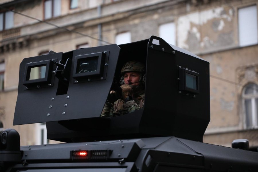 specijalna-oklopna-vozila-policija-mup-ks