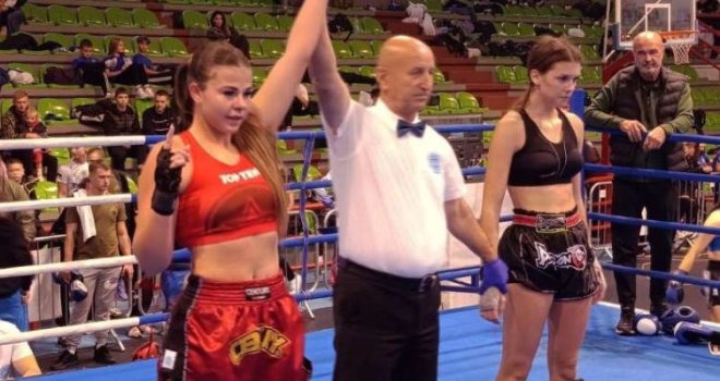 Mlada Sarajka nezaustavljiva u ringu: Iman Drugović tehničkim nokautom osvojila zlato na Balkan Openu 2026 